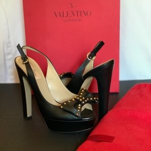 Valentino Rockstud Peep-toe Slingback Pump